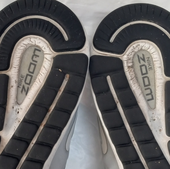 Nike Air Zoom Vomero 13 Running Shoes Cool Gray/White Rare 922909-003 Sz 8 - Picture 12 of 12